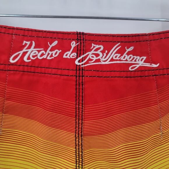 Billabong Men's Swim Board Shorts Size 32 Y2K - Picture 3 of 4